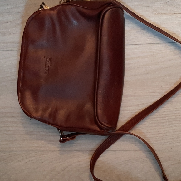 Basido leather handbag